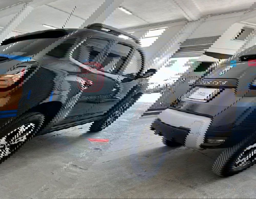 Dacia Duster usata a Bari (9)