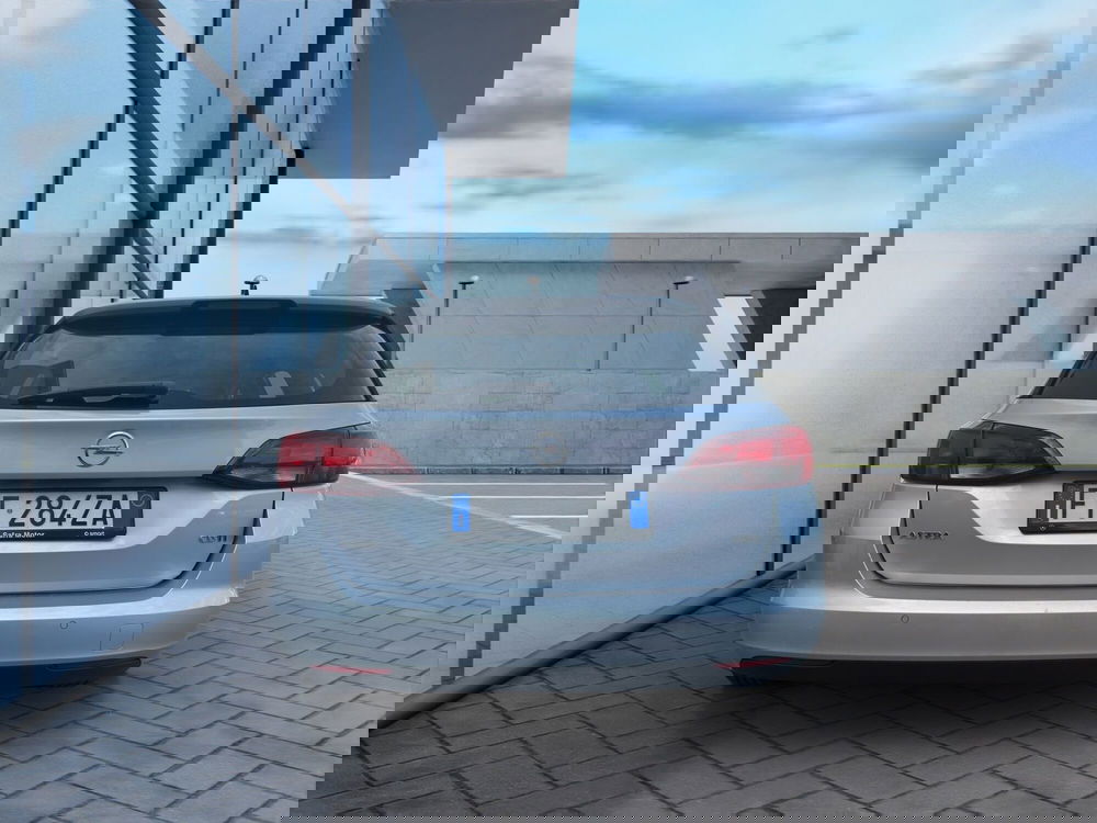 Opel Astra Station Wagon usata a Cosenza (6)