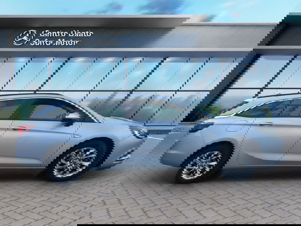 Opel Astra Station Wagon usata a Cosenza (8)