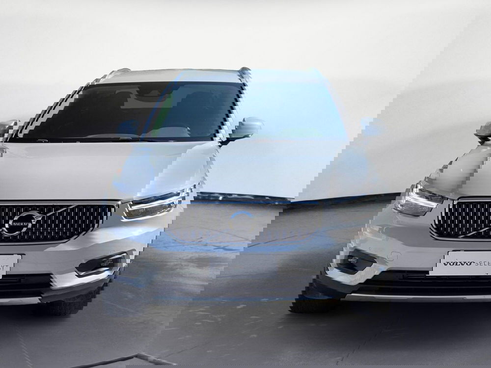 Volvo XC40 usata a Como (2)