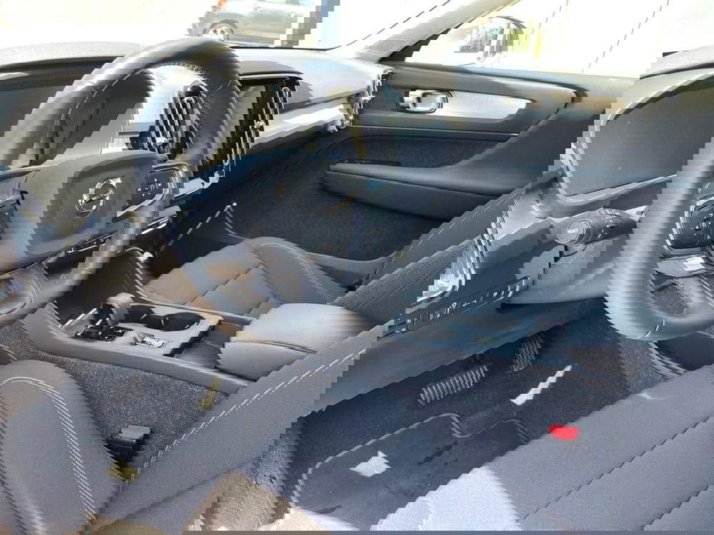 Volvo XC40 usata a Como (8)