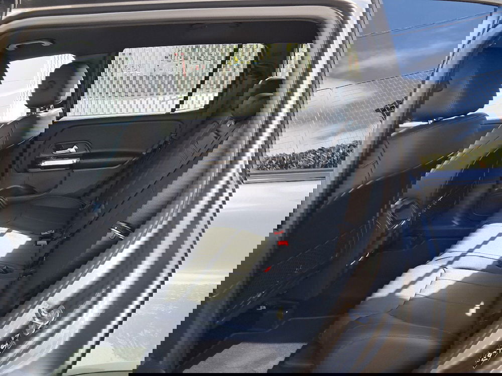 Mercedes-Benz GLB usata a Salerno (11)