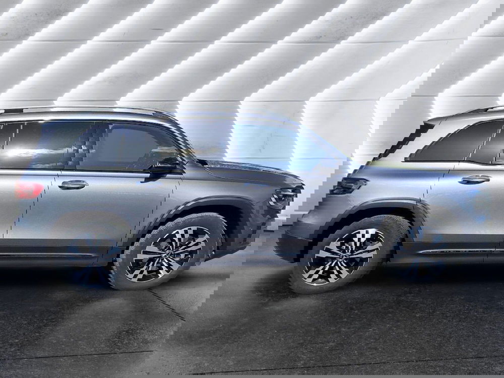 Mercedes-Benz GLB usata a Salerno (4)