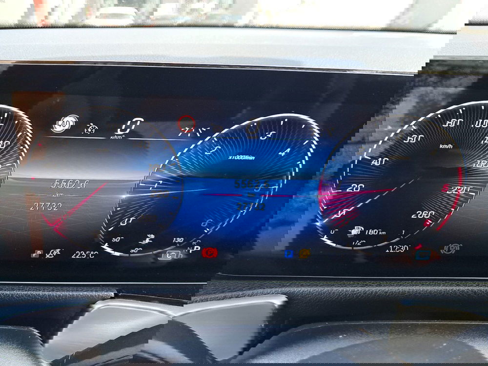 Mercedes-Benz GLB usata a Salerno (9)