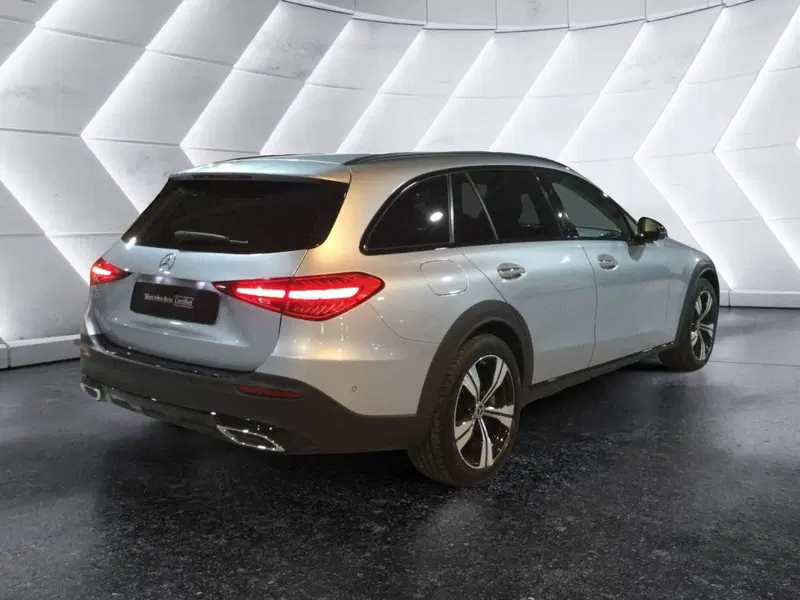 Mercedes-Benz Classe C Station Wagon usata a Caserta (5)