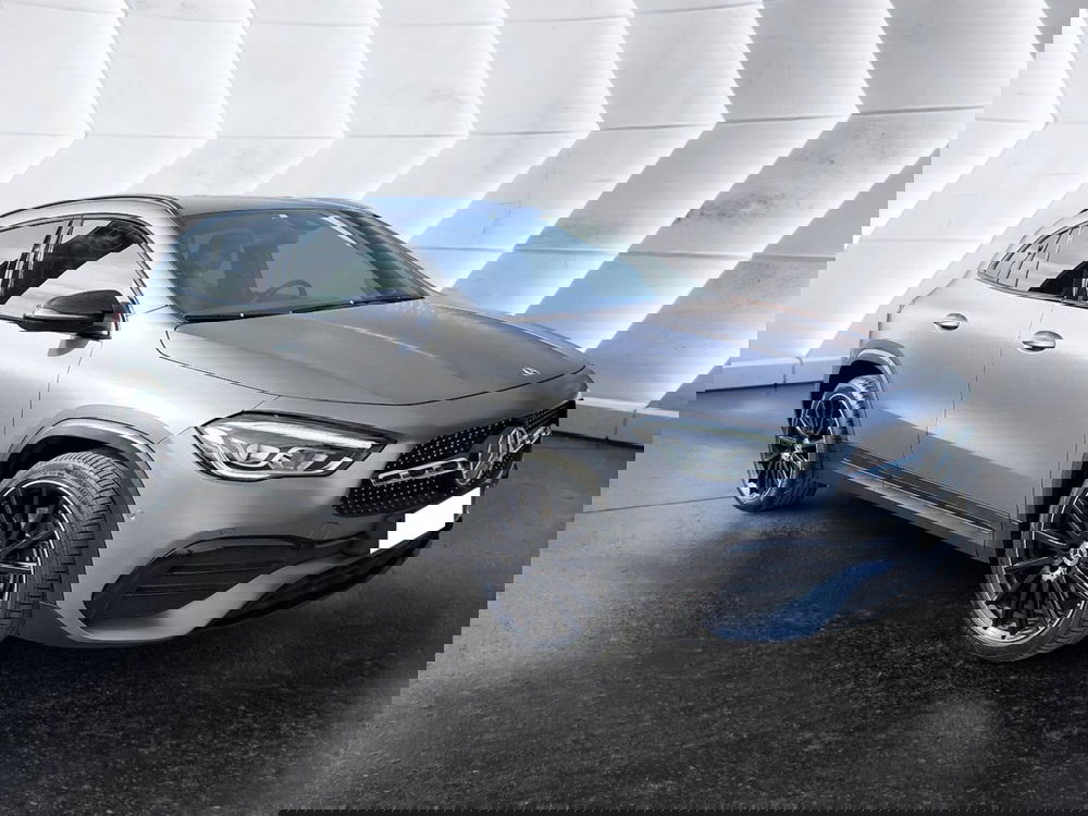 Mercedes-Benz GLA SUV usata a Salerno (3)