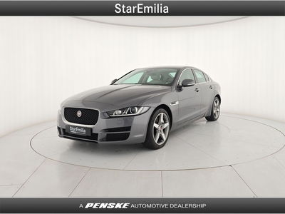 Jaguar XE 2.0 D Turbo 180 CV AWD aut. Prestige del 2017 usata a Casalecchio di Reno