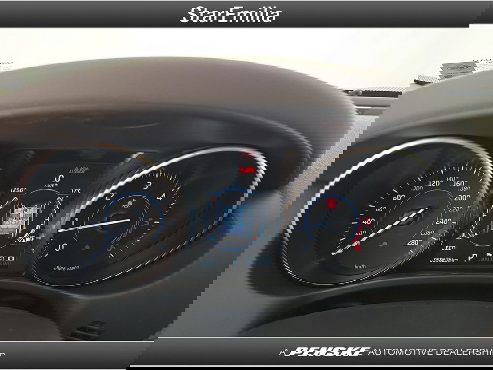 Jaguar XE usata a Bologna (15)