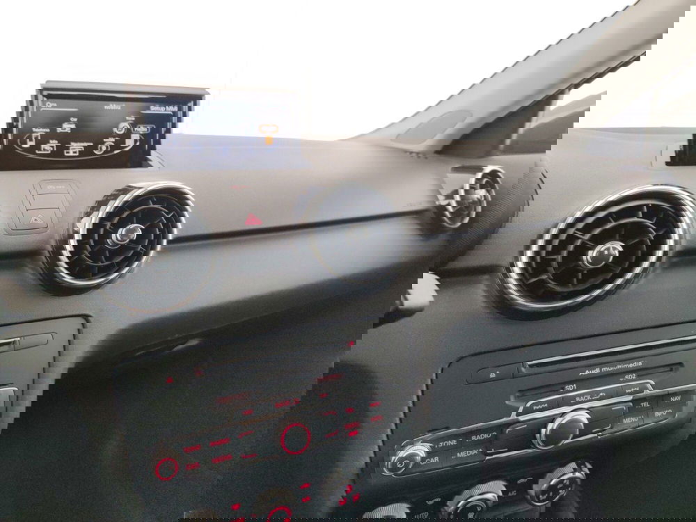 Audi A1 usata a Massa-Carrara (12)