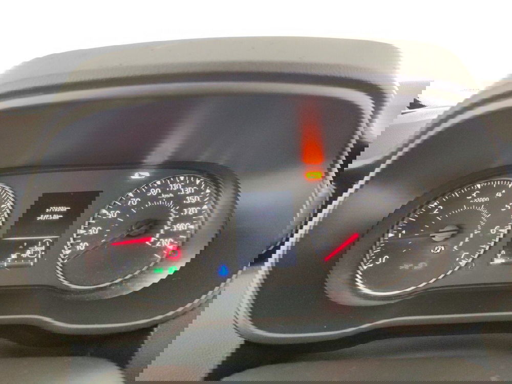 Dacia Duster usata a Massa-Carrara (15)