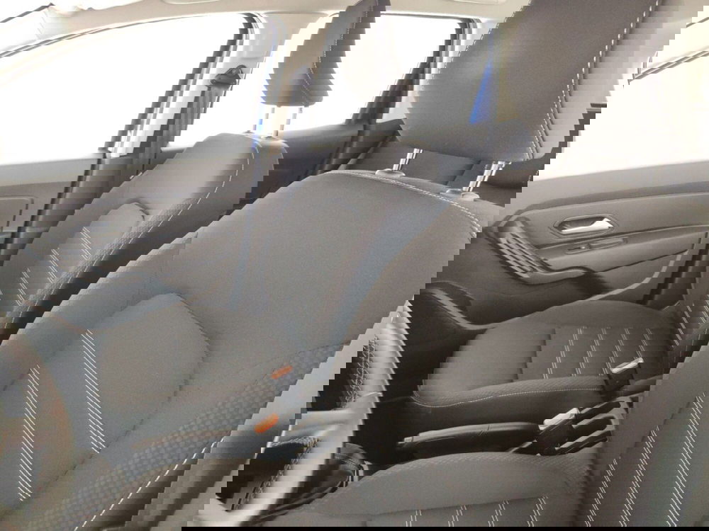 Dacia Duster usata a Massa-Carrara (9)
