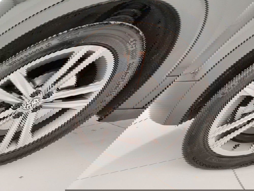 Volkswagen T-Cross usata a Massa-Carrara (6)