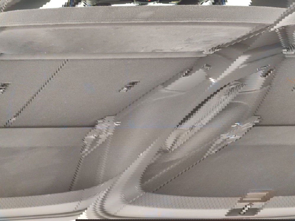 Volkswagen T-Cross usata a Massa-Carrara (16)