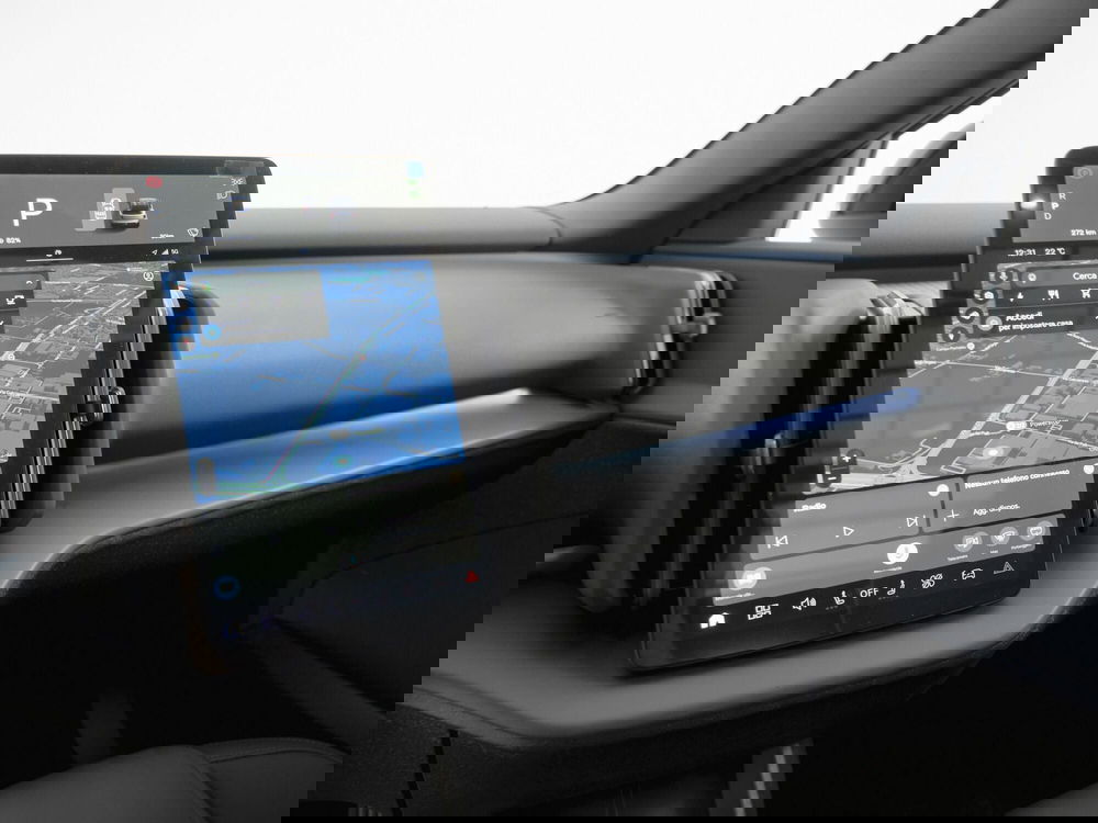 Volvo EX30 Cross Country nuova a Prato (13)