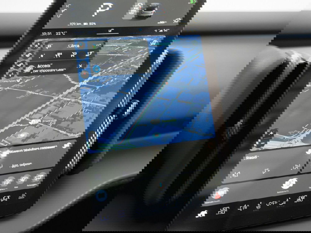 Volvo EX30 Cross Country nuova a Prato (14)