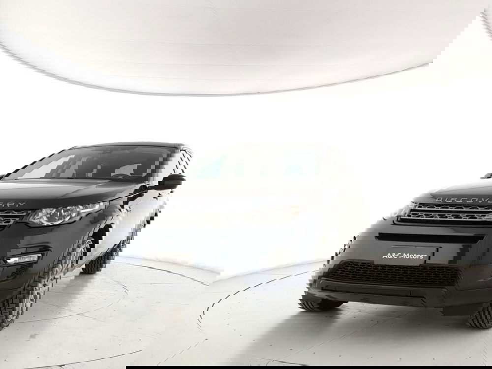 Land Rover Discovery Sport usata a Napoli