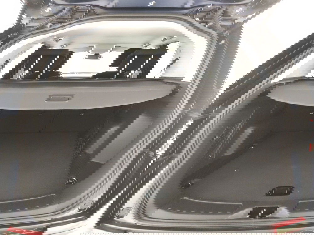 Land Rover Discovery Sport usata a Napoli (11)