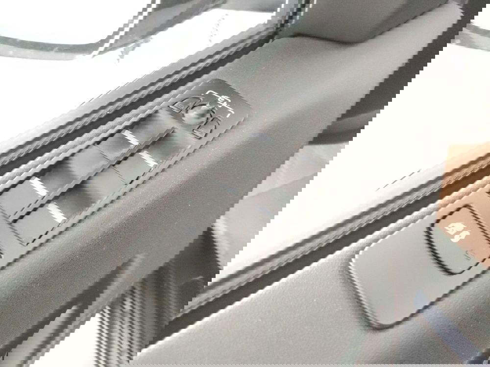 Land Rover Discovery Sport usata a Napoli (12)