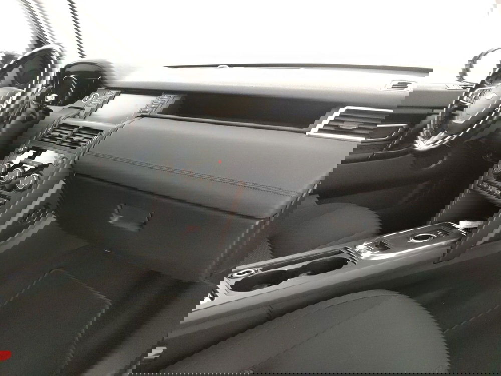 Land Rover Discovery Sport usata a Napoli (7)