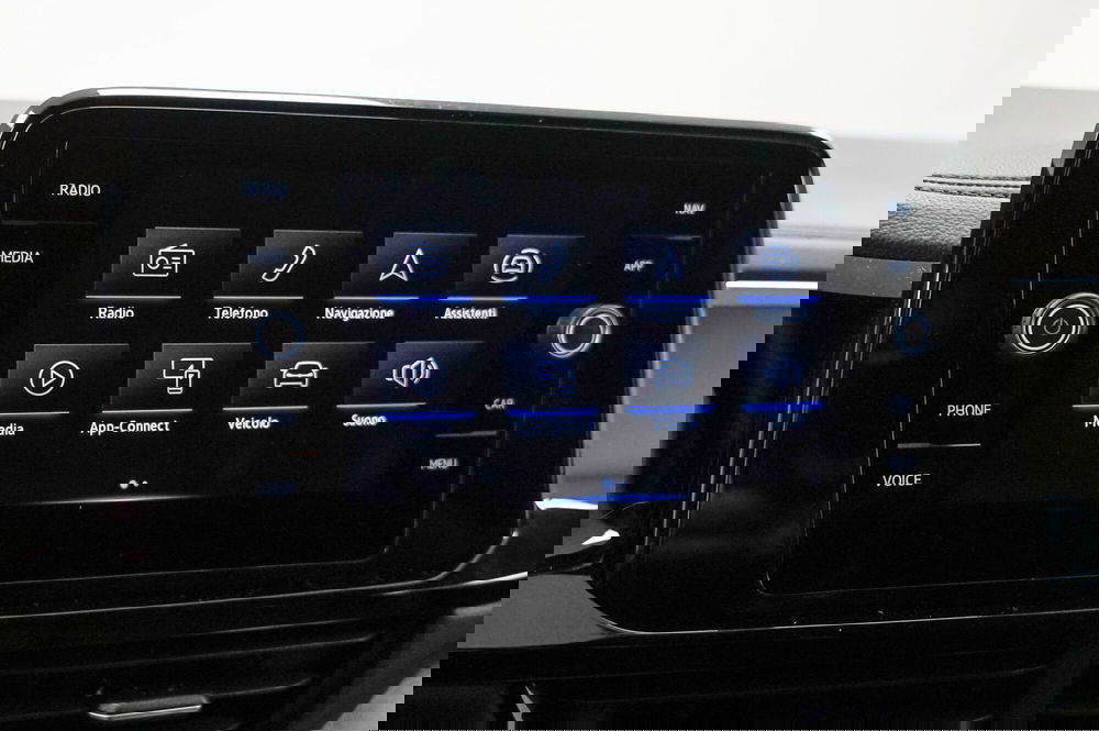 Volkswagen T-Roc usata a Varese (16)