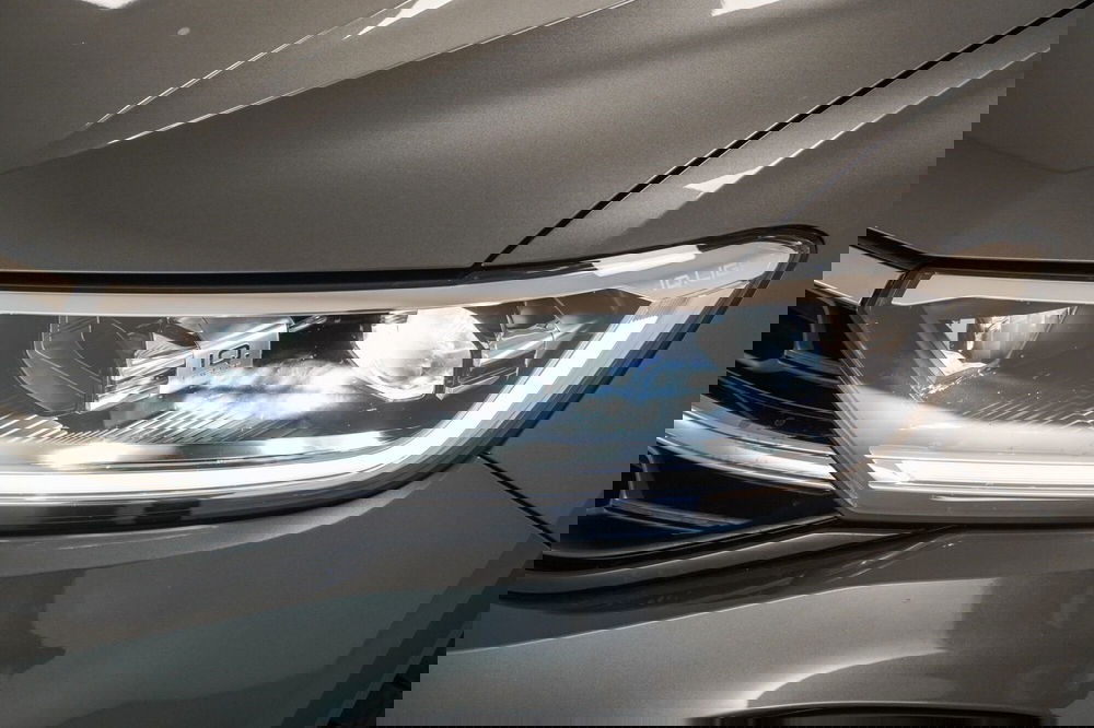 Volkswagen T-Roc usata a Varese (8)