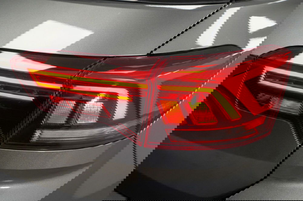 Volkswagen T-Roc usata a Varese (9)