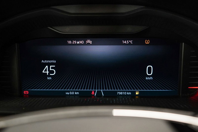 Skoda Kamiq usata a Varese (10)