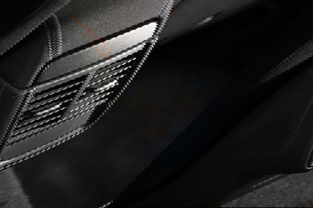 Skoda Kamiq usata a Varese (20)