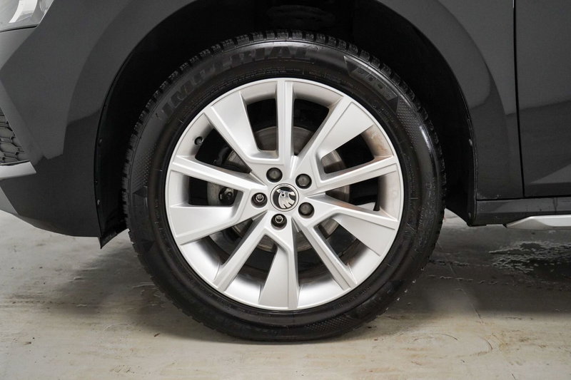 Skoda Kamiq usata a Varese (7)