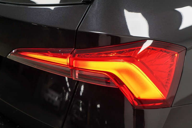 Skoda Kamiq usata a Varese (9)