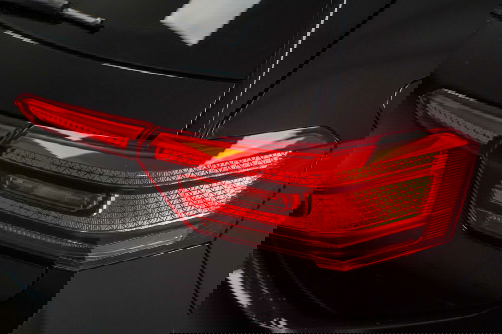 Volkswagen ID.3 usata a Varese (9)