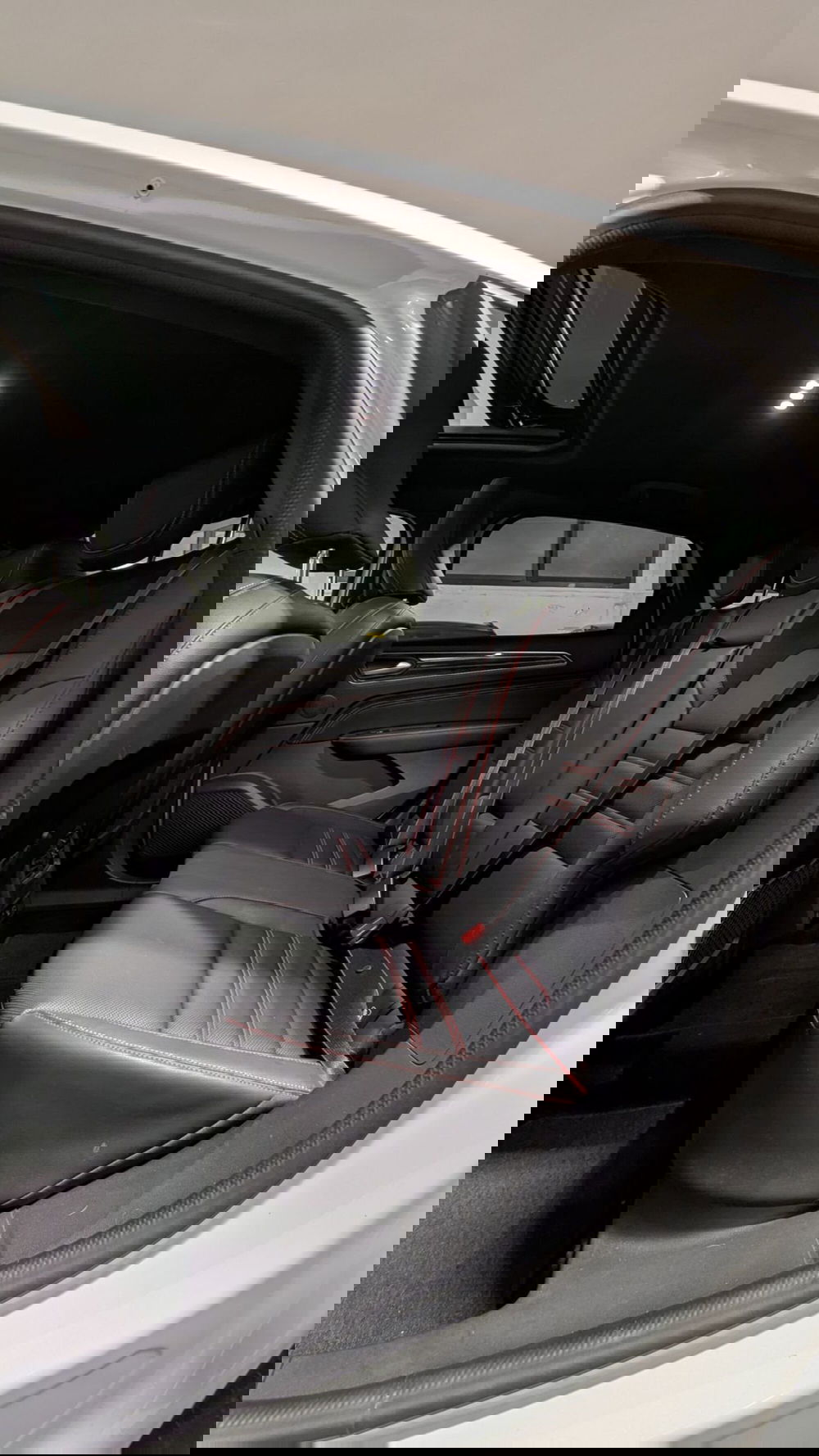 Renault Arkana usata a Milano (14)