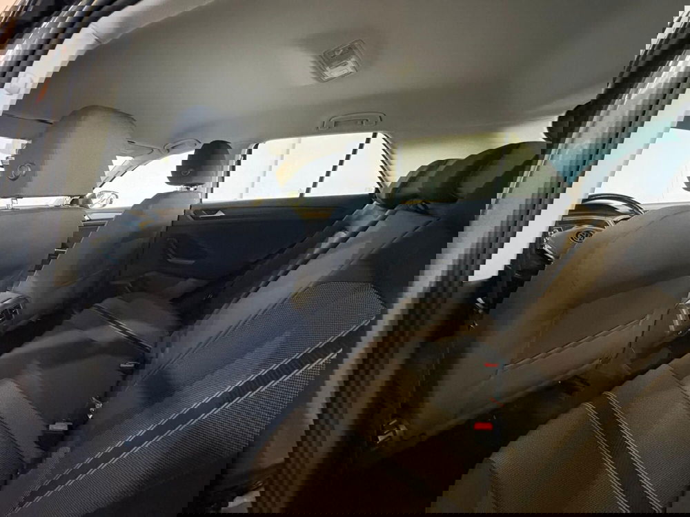 Volkswagen T-Roc usata a Monza e Brianza (14)