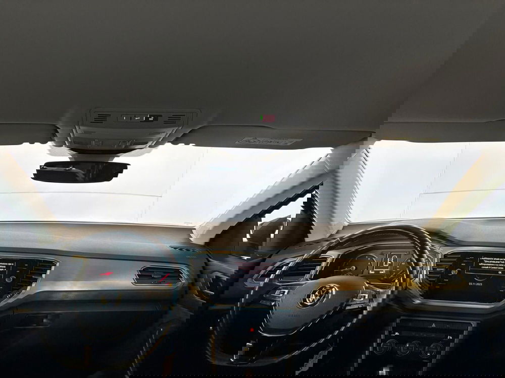 Volkswagen T-Roc usata a Monza e Brianza (9)