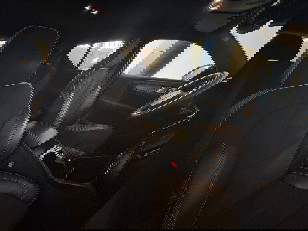 Volvo XC40 usata a Monza e Brianza (14)