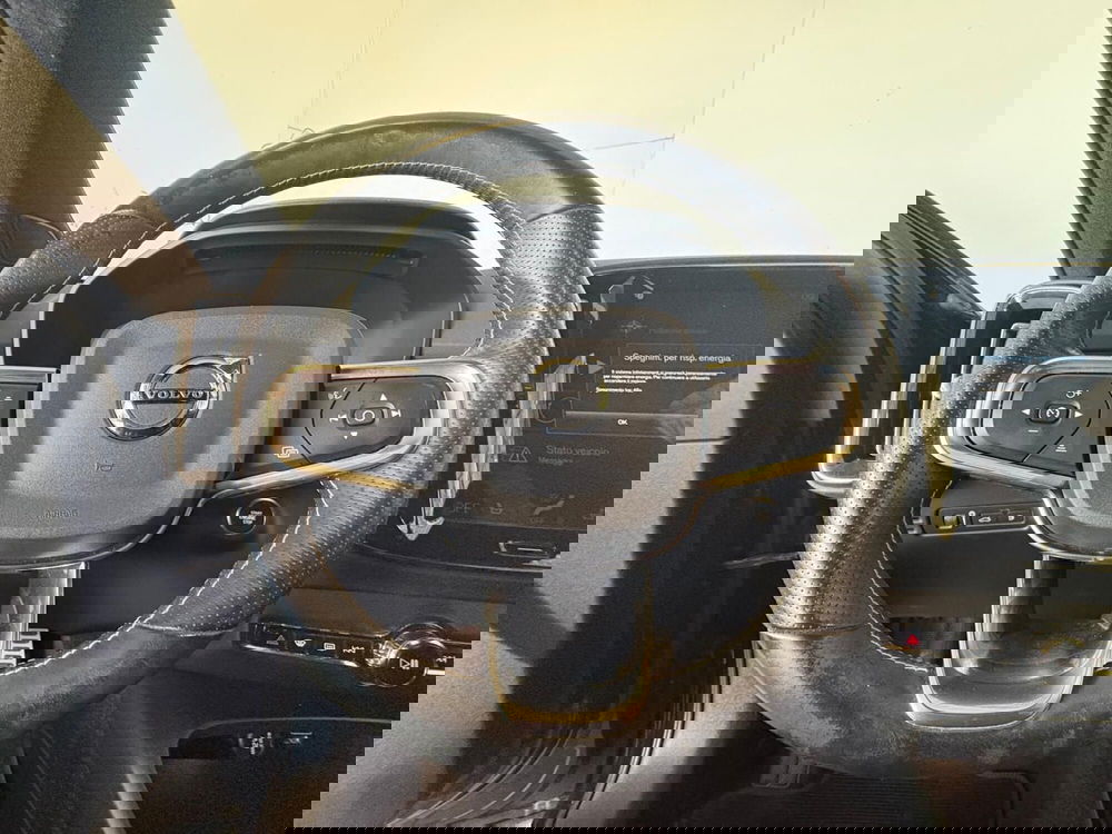 Volvo XC40 usata a Monza e Brianza (19)