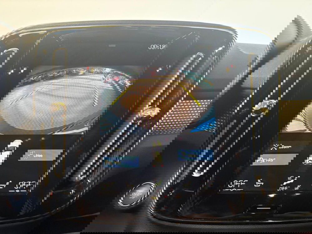 Volvo XC40 usata a Monza e Brianza (9)