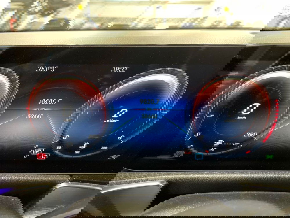 Mercedes-Benz GLB usata a Prato (13)