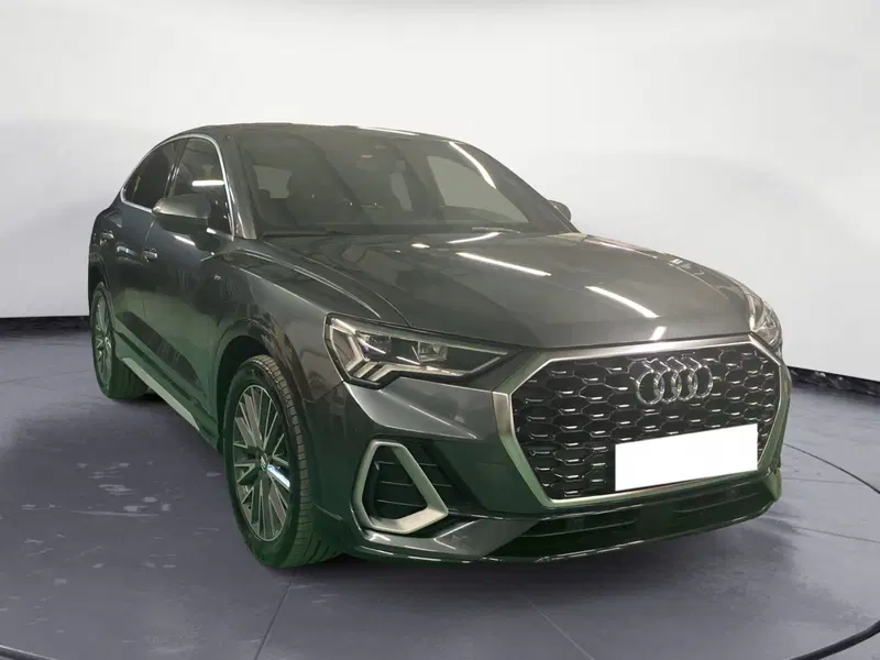 Audi Q3 Sportback usata a Reggio Calabria (7)