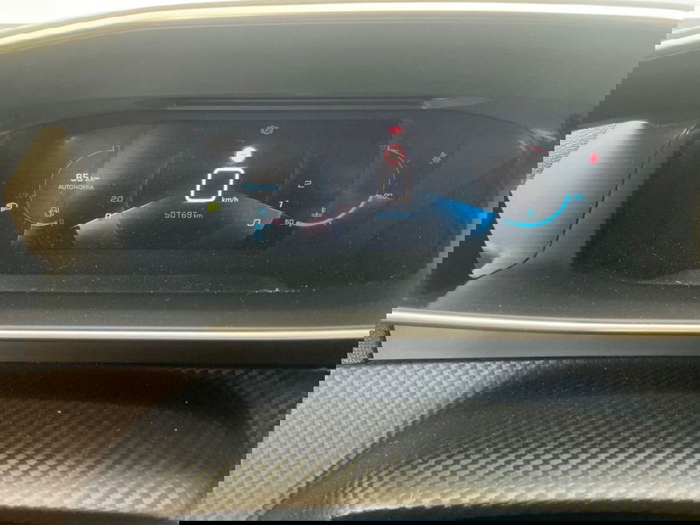 Peugeot 2008 usata a Venezia (5)