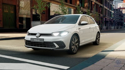 Volkswagen Polo 1.0 tsi R-Line 95cv dsg nuova a Catanzaro