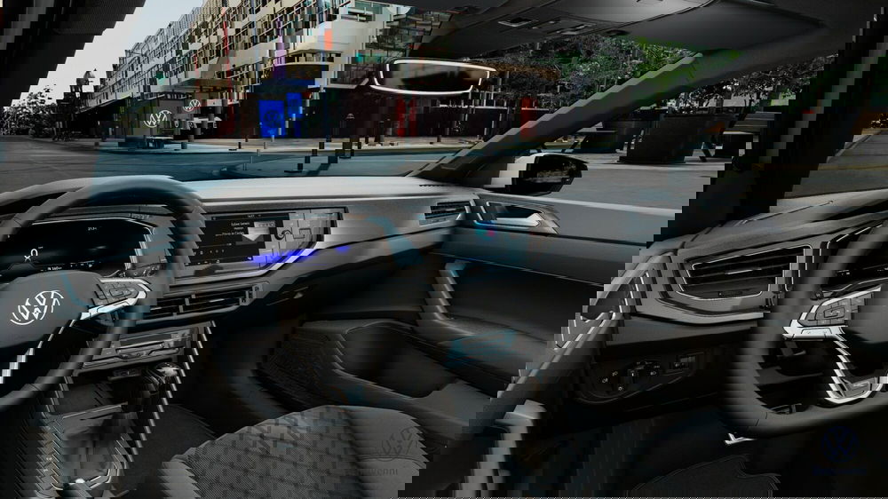 Volkswagen Polo nuova a Catanzaro (9)