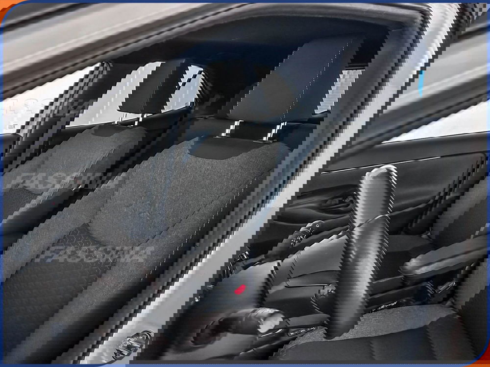 Toyota Yaris Cross usata a Milano (8)