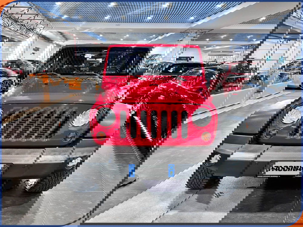Jeep Wrangler usata a Milano (2)