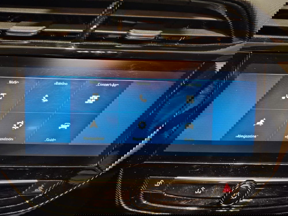 Opel Corsa usata a Massa-Carrara (13)