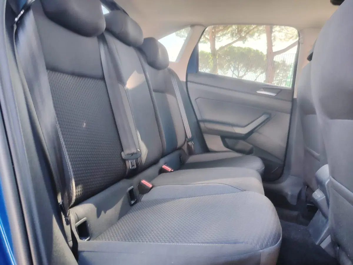 Volkswagen Taigo usata a Massa-Carrara (13)