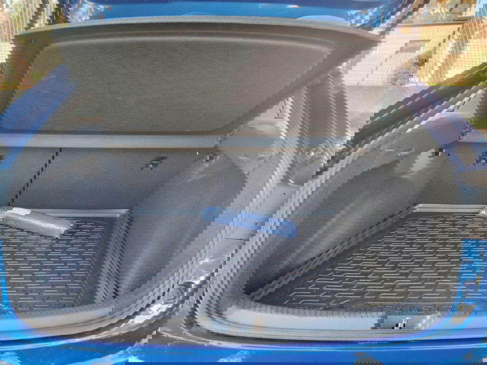 Volkswagen Taigo usata a Massa-Carrara (14)