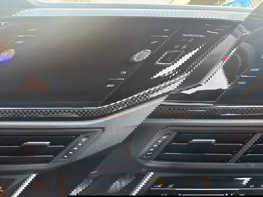 Volkswagen Taigo usata a Terni (15)