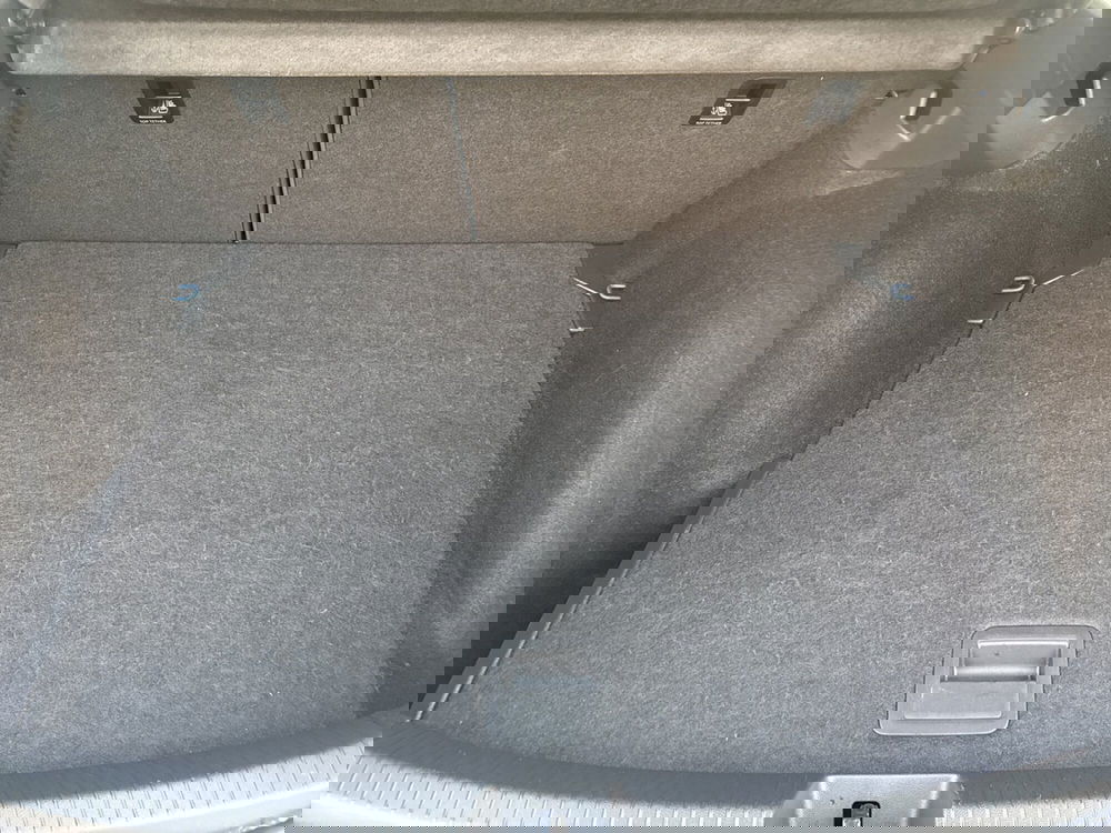 Volkswagen Taigo usata a Terni (9)