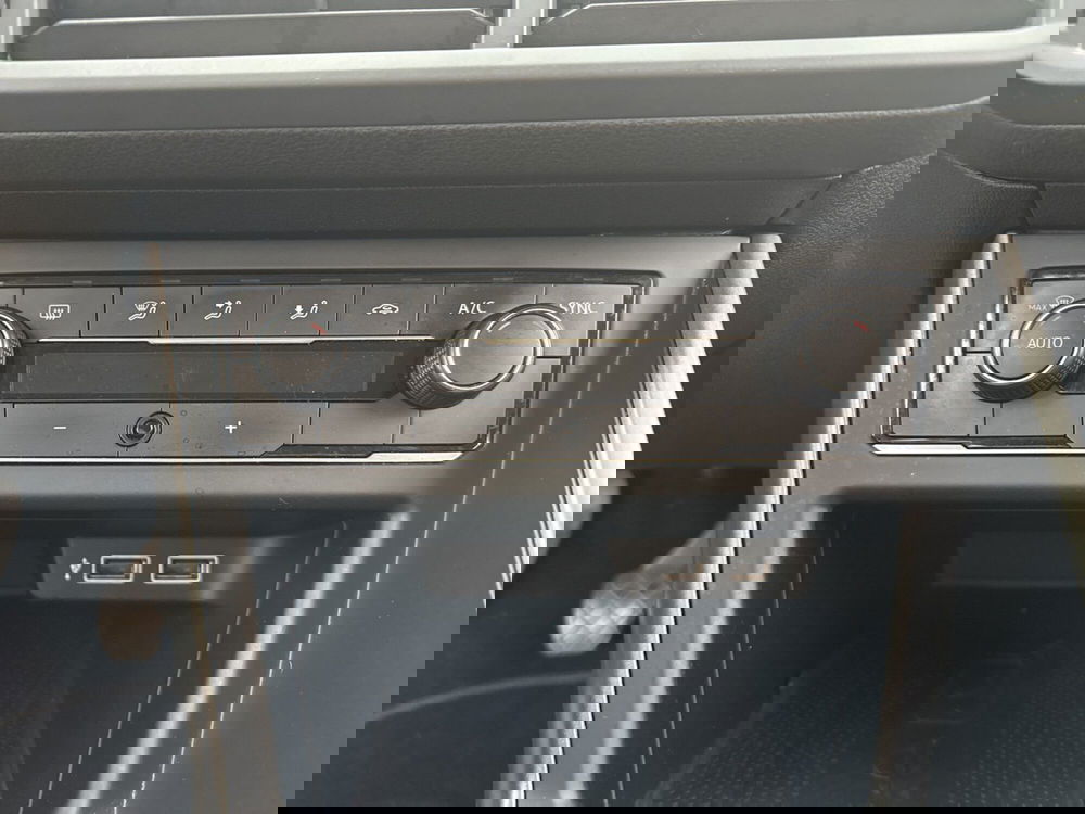 Volkswagen Polo usata a Terni (14)